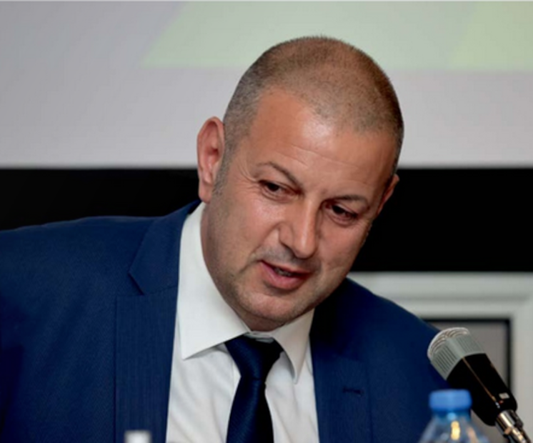 Атанас Урджанов е избран за почетен член на Съвета на настоятелите на УХТ